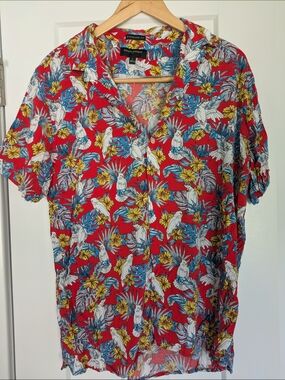 Banana Republic Red Tropical Parrot Print Button-Down Shirt